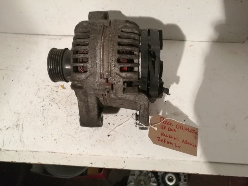 Bosch 0124425015 120a 12v Alternator