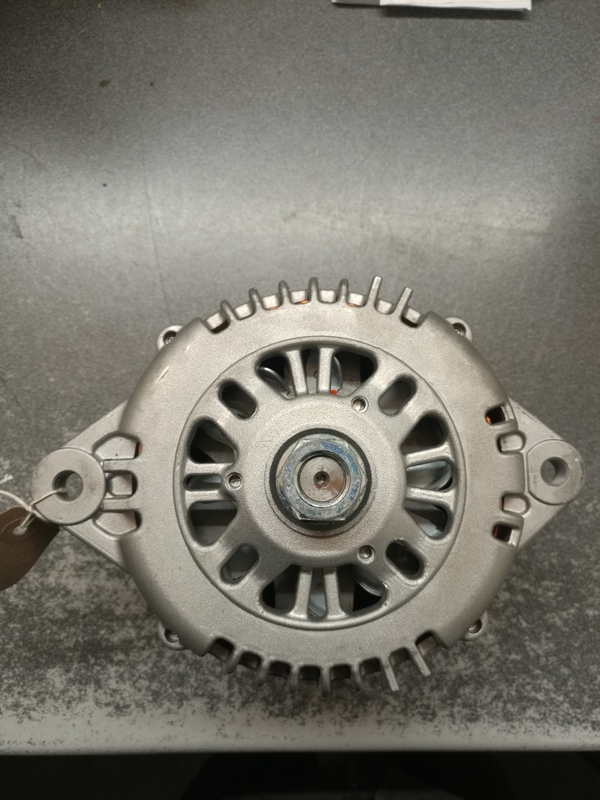 Hitachi 2506105 100A Alternator 
