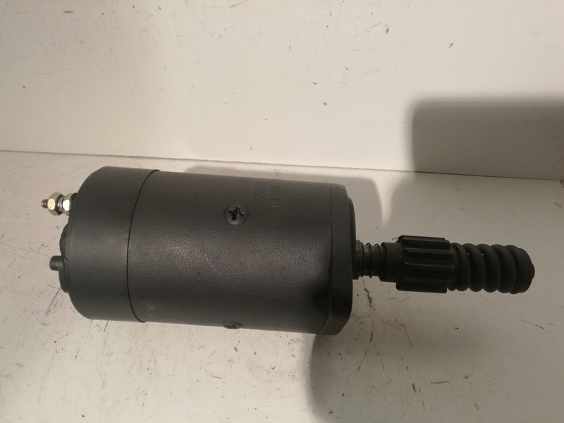 M418G 25557B 12v 11T